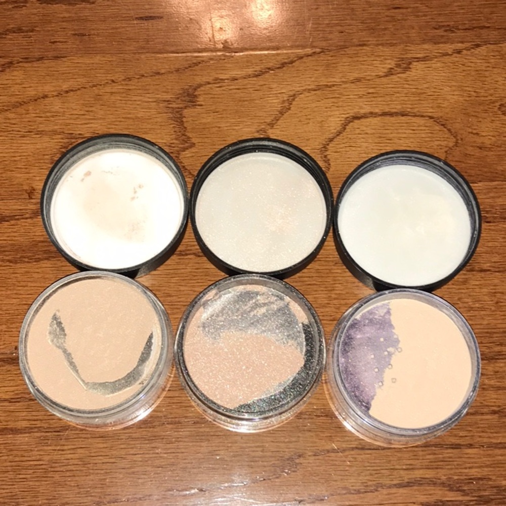 3 Authentic MAC ❤️💁🏻 - Picture 7 of 8